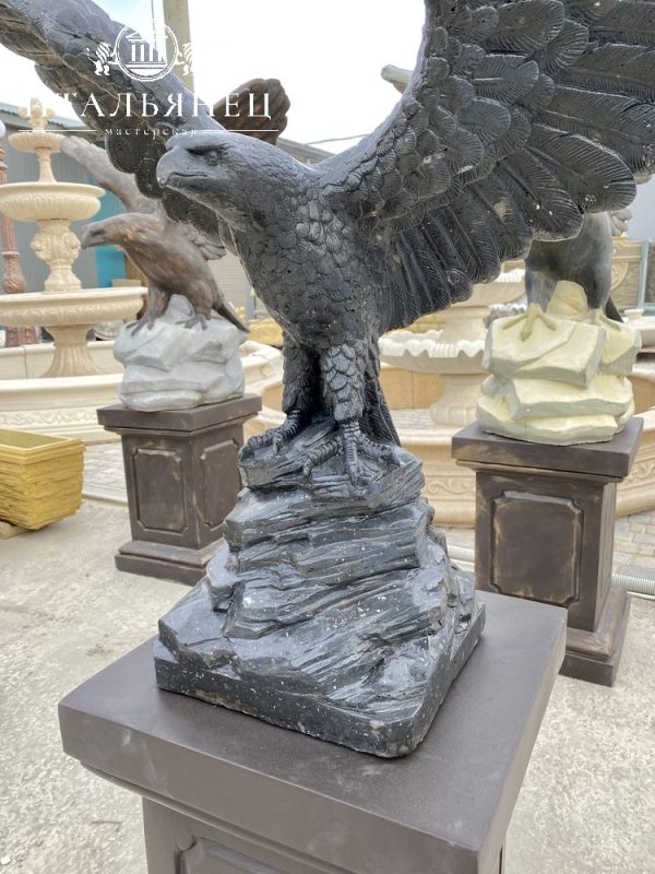 Скульптура Орёл гордый крылья в сторону - фото 5
