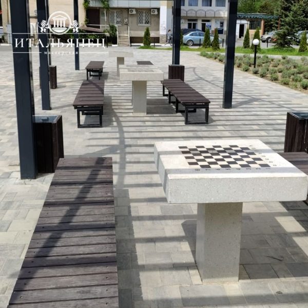 Стол шахматный бетонный уличный